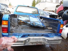1992 MITSUBISHI PICK UP BLUE STD CAB 2.4L MT 2WD 193885